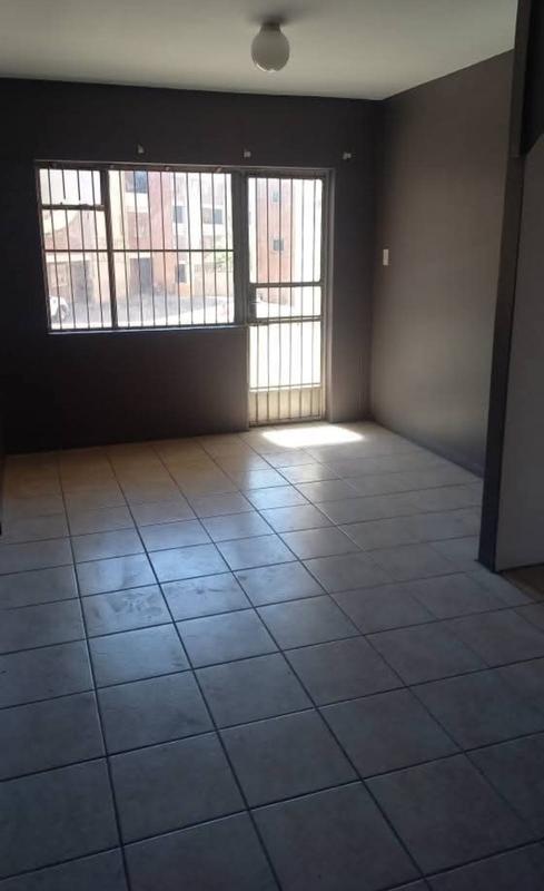 1 Bedroom Property for Sale in Sidwell Eastern Cape